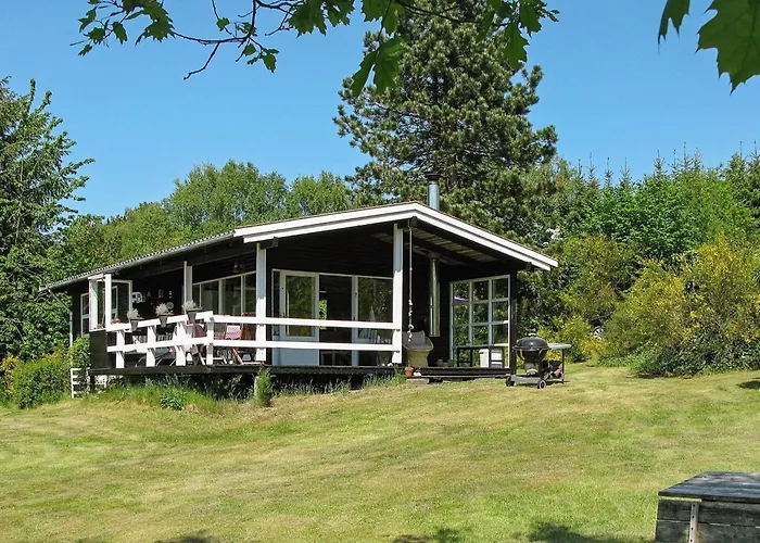 Holiday home 4 Person In Hojslev
